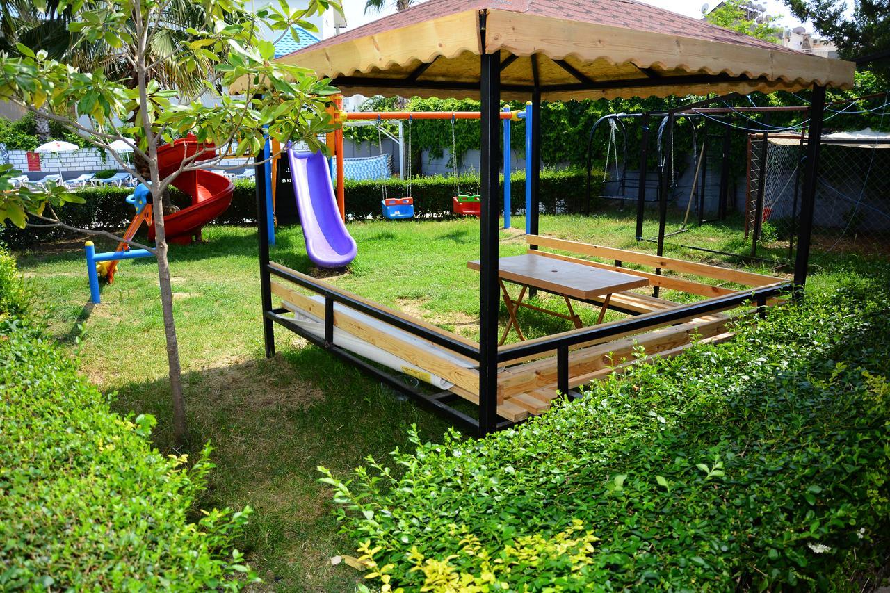 Andros Family Club Aparthotel Side Exterior photo